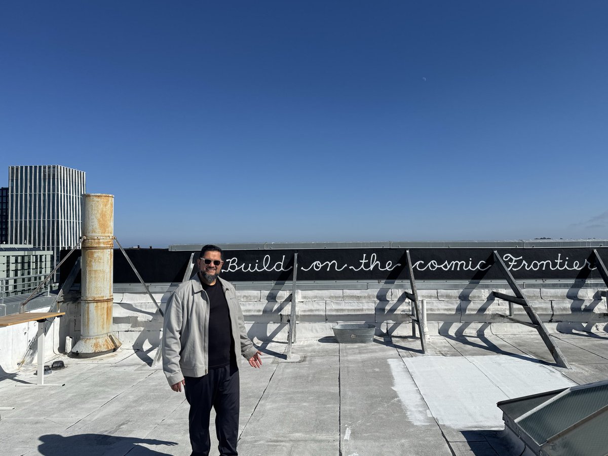 AhmedReza's tweet photo. It feels like the entirety of the city is geared up for AI build era. In SF you get more headroom. https://t.co/o7yyAbvpRI