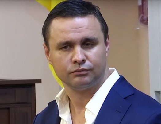 RudijLis's tweet photo. Микитась - херой любовнік - і з Мудрой, і з Забуранной, і з Тітіровим, ще й жінка в нього є - що в ньому баби знаходять?
Звичайний тюлєнь 🦭 https://t.co/SXJNRCpRtj