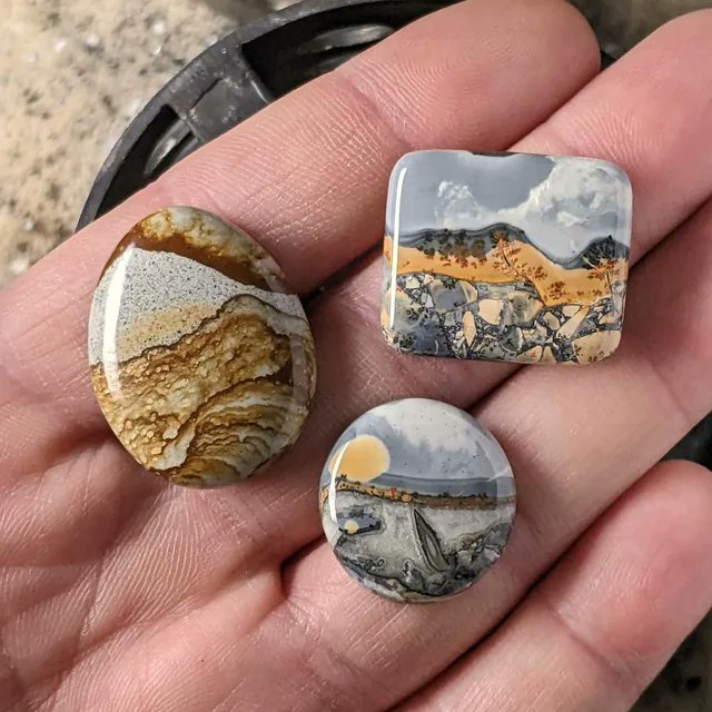 Hana_b30's tweet photo. These aren’t paintings.
They’re Picture Jasper real landscapes the Earth formed over millions of years. Mountains, deserts, and soft horizons… Locked inside stone. https://t.co/0qMstgCWJF