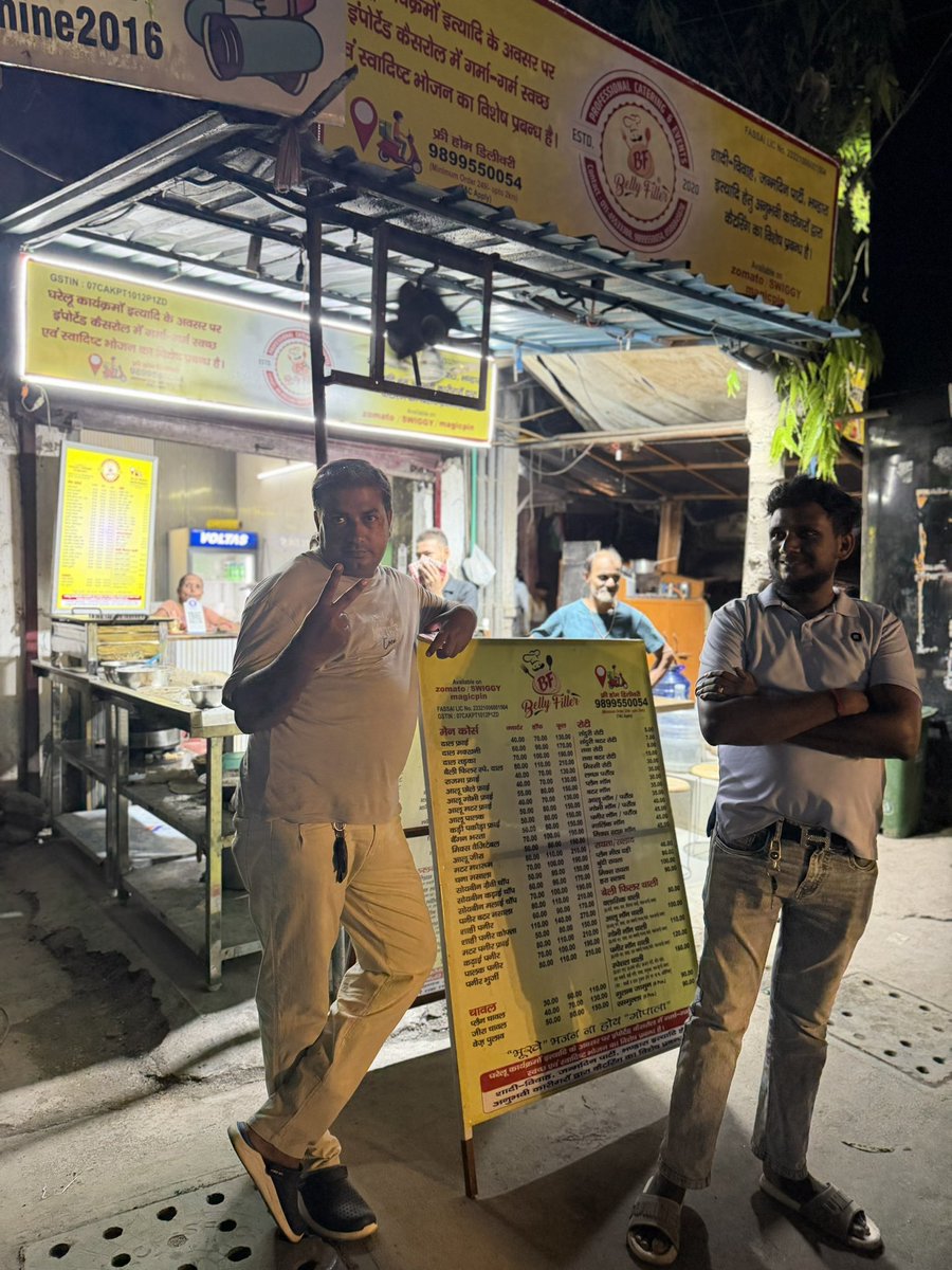 hims_him's tweet photo. @MCD_Delhi @kbzdc 

Kindly arrange to remove encroachment and road blocking by Dhaba named belly filler.

Attitude of encroachers !!! https://t.co/lbuAsDOLDD