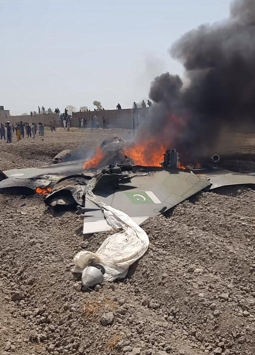 Ind726127's tweet photo. PAF lost 13 aircraft including 2 Saab AWACS, 1 C130 and other fighters in 2025 May conflict.
Only these were documented as few also got destroyed in hanger itself mainly F16. https://t.co/47BZTcbZ8N