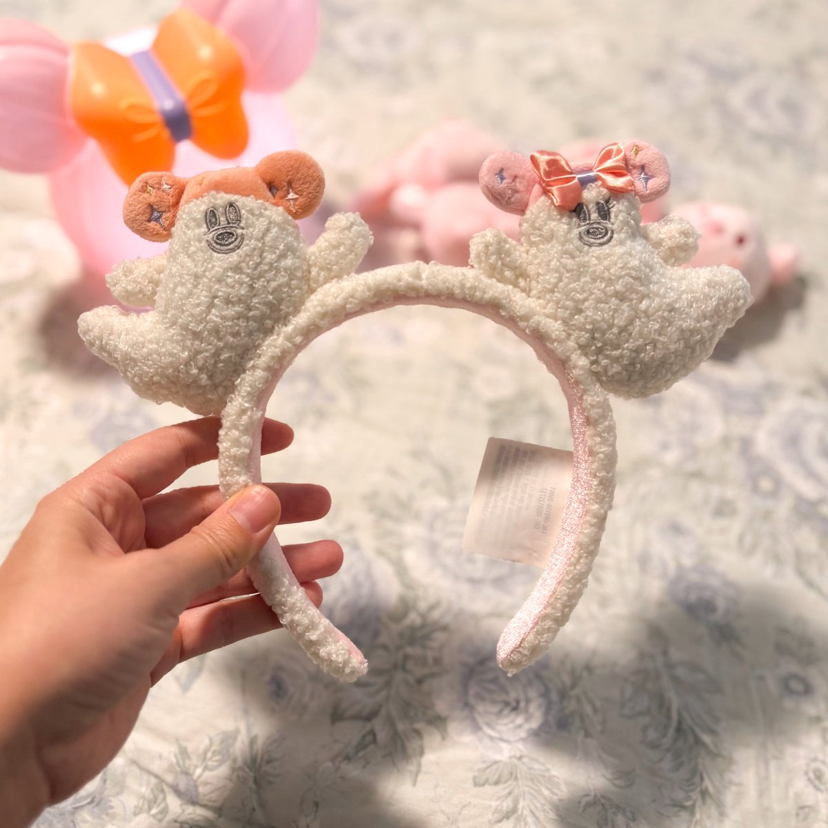 cozystal's tweet photo. Disney gal spoopy pick ups 🎀🎃 https://t.co/fn0MK77sP0