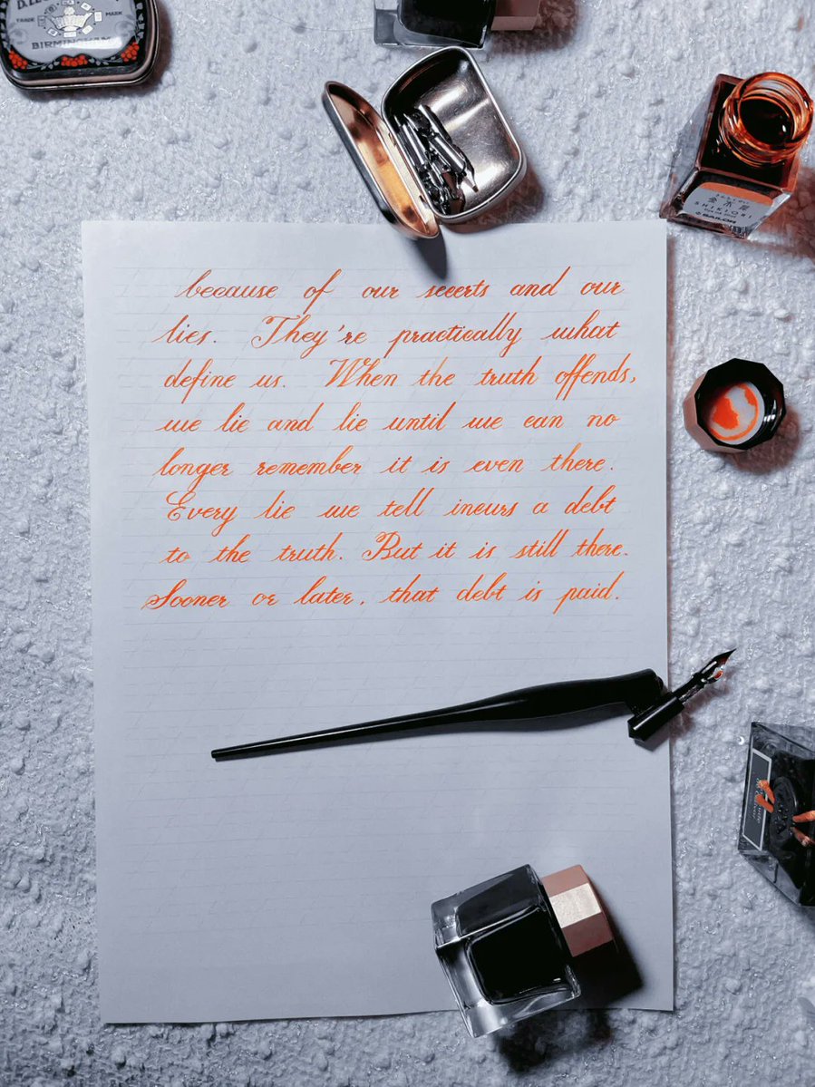 Salmasa02697460's tweet photo. Want to pick up a new hobby this weekend Try calligraphy— it’s calm, creative, and a great way to slow down and make something beautiful. No experience needed, just a pen and paper! https://t.co/yM9te5XYgI