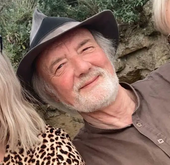 aisarcore's tweet photo. An elderly British man saw £285,700 appear in his William Hill account after a 10p spin. The casino confirmed the win. About 24 hours later, the money vanished, and he later suffered a heart attack.

– John Riding, 76, from Burnley, was playing William Hill’s Cherry Bonanza game on his phone, betting just 10p per spin.

– On March 16, 2026, his account suddenly showed a jackpot of approximately £285,700.

– Riding went to his local William Hill shop, where staff checked his account and reportedly confirmed that he had won.

– He celebrated with other customers and told his family he had received life-changing news.

– He planned to move closer to his grandchildren, buy his granddaughter a car and take his family on holiday.

– Around 24 hours later, the £285,700 disappeared from his account.

– William Hill said the apparent jackpot was caused by a technical glitch that had incorrectly credited money to players' accounts.

– Riding said the dispute left him devastated, and he later suffered a heart attack, spending about a week in hospital.

– William Hill ultimately left his account with just £15.40.

– Riding and other affected players challenged the company's decision, with legal action reportedly being explored over the disputed winnings.

He thought a 10p spin had just secured his family's future. Instead, £285,700 disappeared from his account, and days later he was recovering in a hospital bed. William Hill called it a glitch.