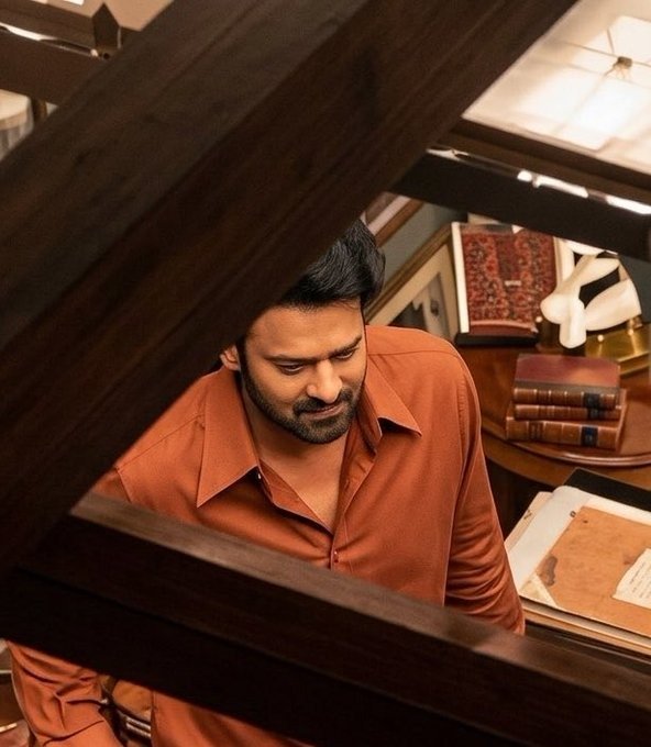 GOODY987's tweet photo. #Prabhas‌ 
#fauzi looks... https://t.co/SZpn7mN1if
