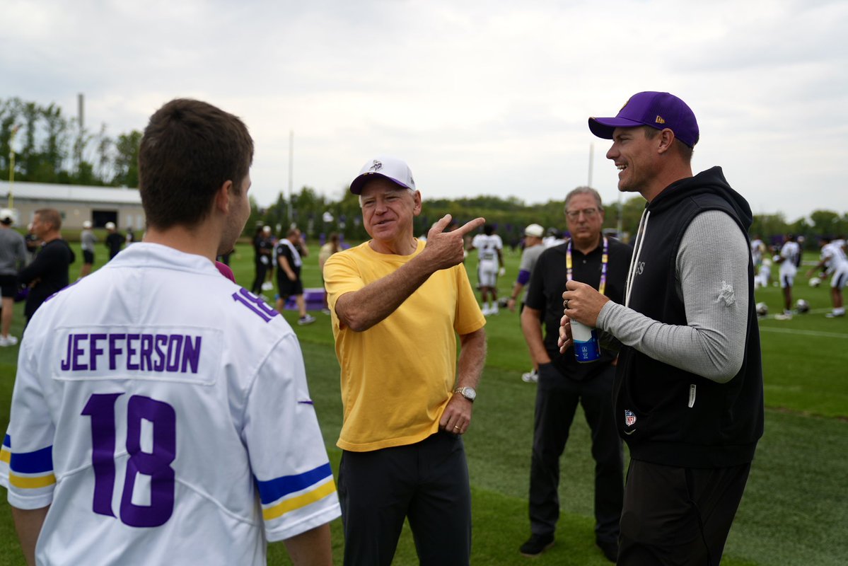 GovTimWalz's tweet photo. Thanks to the Vikings for having me out today. Fall can’t come sooner. https://t.co/sgTYfLz3H3