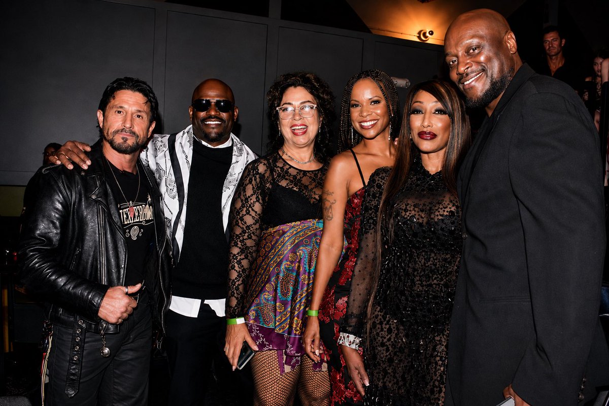 Domonique777's tweet photo. ✨ Urban X Awards 2026 ✨

Just a night full of superstars, familiar faces, and unforgettable energy! ⭐️🔥 So many amazing moments all in one room.

What a night! 🏆✨ #UrbanX2026 #Superstars #AwardsNight #StarStudded https://t.co/4PiqhTD0EY
