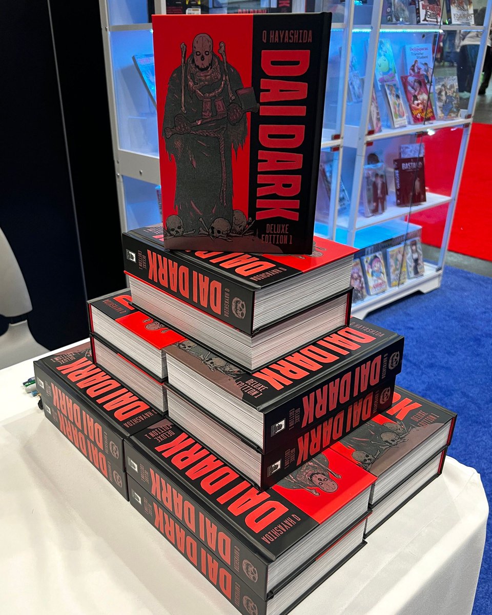 gomanga's tweet photo. Seven Seas is at Anime NYC! ✨ Stop by Booth #1519 to check out our exclusive early releases—including the glow-in-the-dark DAI DARK DELUXE EDITION 1 (Vol. 1-3 HARDCOVER OMNIBUS)!

And don't miss our Industry Panel Friday at 2:45 PM ET in Room 1A23-24. See you there! https://t.co/PIZzeqpKve