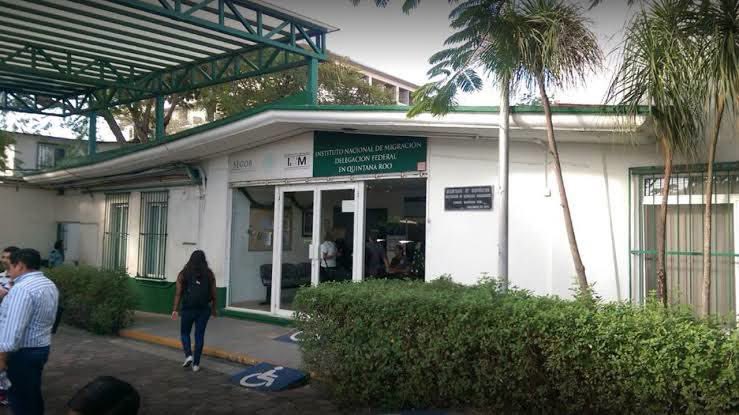 VigiaCiudadano7's tweet photo. EL CASO DE MIGRACIÓN, ¡TODA UNA MAFIA DELICTIVA!

Contra lo que se suponía, el Instituto Nacional de Migración de Quintana Roo resultó todo un cochinero encabezado por su destituido titular, el Almirante de la Armada de México, Carlos Manuel Bandala González, ya que detrás de corrupción, 935 documentos migratorios irregulares y posible de trata de personas -niñas principalmente-, con los que se hicieron millonarios negocios con cubanos y venezolanos, se involucran oficialías del Registro Civil y una red criminal en el Caribe vinculada a Raúl Rodríguez Castro, (a) “El cangrejo”, nieto del ex presidente de Cuba, Raúl Castro…

Mauricio Alejandro Patiño Arroyo, encargado.

✍🏻 Luis A. Cabañas