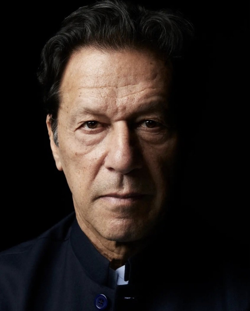 EeshaSoofi's tweet photo. Pakistan's history has never seen popularity like Imran Khan's.
His every move, every word, even the smallest of his actions can capture the attention of millions. That kind of influence goes beyond ordinary politics—it is something else entirely.
#ImranKhan https://t.co/num85OGcrw