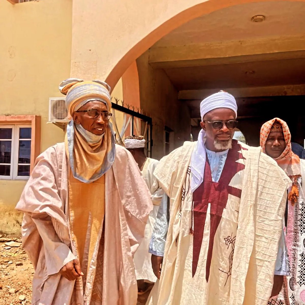 kadchma's tweet photo. KADCHMA Holds Ikara Stakeholders’ Town Hall
KADCHMA has engaged farmers, market associations, women and youth groups, artisans, traditional and religious leaders in Ikara LGA to boost sensitisation and enrollment into the Kaduna State Contributory Health (1/2) https://t.co/sRZj4iIln8