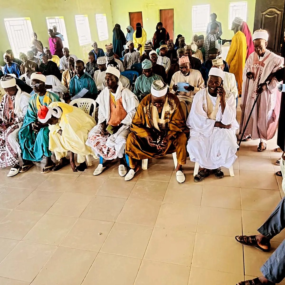 kadchma's tweet photo. KADCHMA Holds Ikara Stakeholders’ Town Hall
KADCHMA has engaged farmers, market associations, women and youth groups, artisans, traditional and religious leaders in Ikara LGA to boost sensitisation and enrollment into the Kaduna State Contributory Health (1/2) https://t.co/sRZj4iIln8
