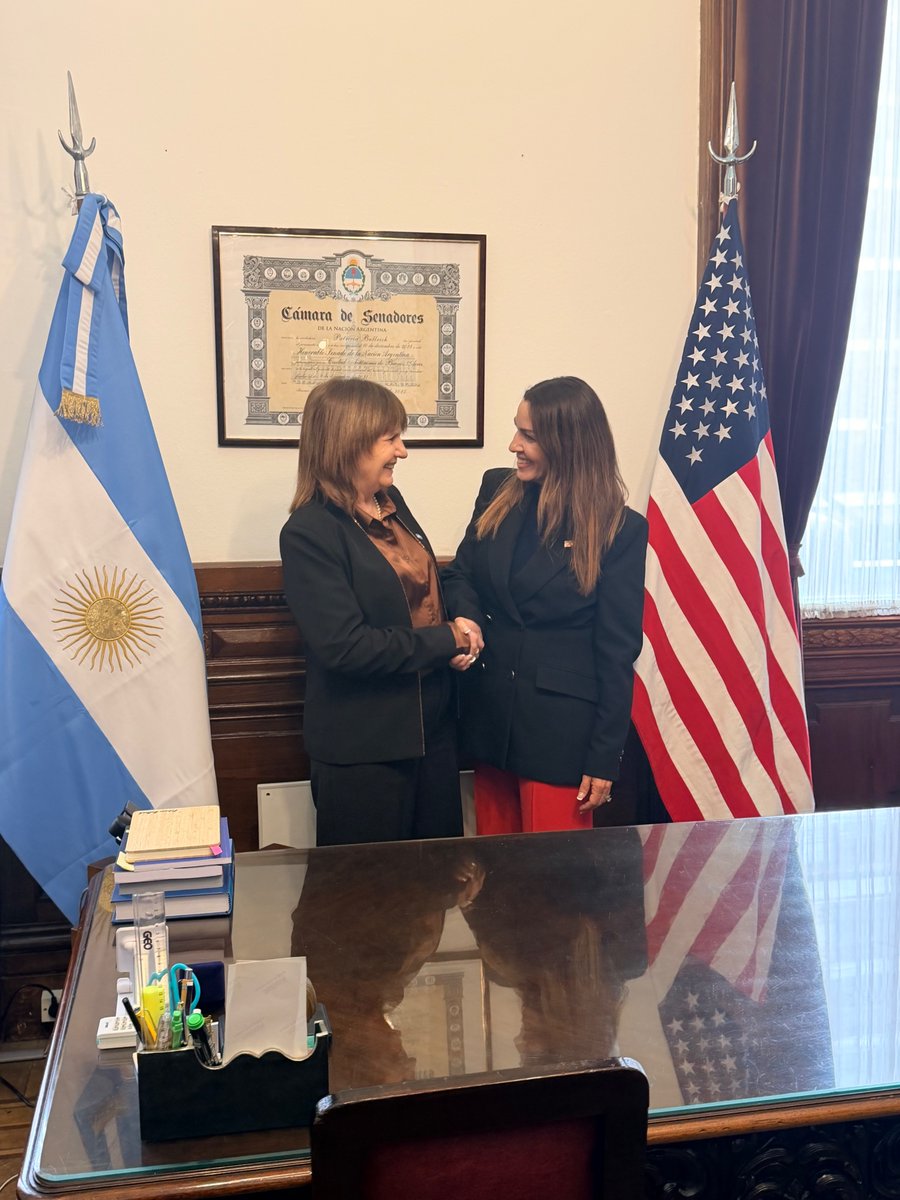 ONDCP's tweet photo. In Buenos Aires: Senator @PatoBullrich  invited Director @SaraCarterDC to the Senate House.
Deepening U.S.-Argentina cooperation across the Western Hemisphere. https://t.co/kGO2rOKFE0