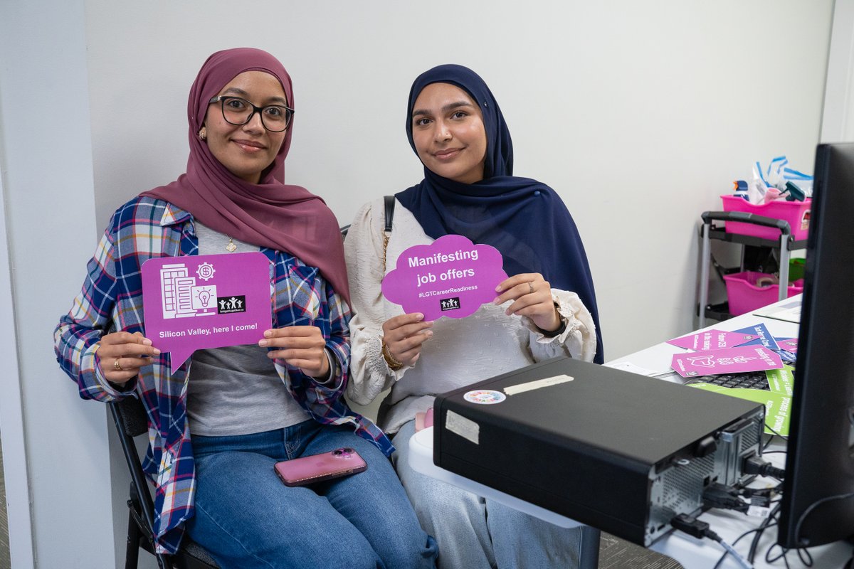 GetTogetherTO's tweet photo. We just finished our first-ever Computer Refurbathon in Mississauga. As a community, we refurbished over 28 computers and had six of them picked up! 

Thank you to those who participated or donated their used computers to Let’s Get Together.

#LGTComputerRefurbathon #TechEquity https://t.co/9ruJZulWiN