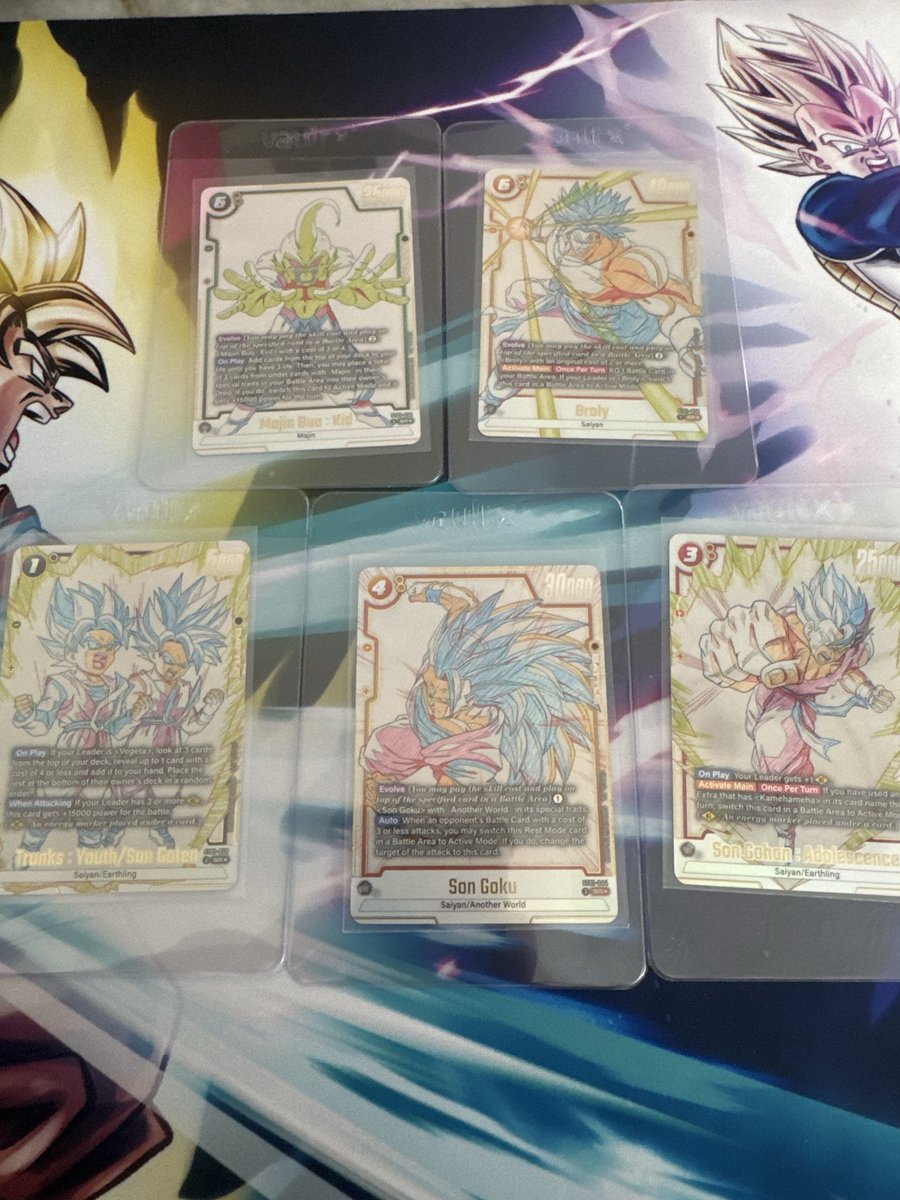 MightyMStrong's tweet photo. These packed are juiced I only need 3 more  ST01 Sr alt to complete the set https://t.co/cBkMZoYonP