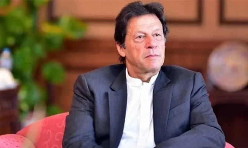 InsafPK's tweet photo. عمران خان صاحب نے کہا تھا کہ سرخ لکیر صرف خدا اور عوام لگا سکتے ہیں۔ 
#خان_کی_واپسی_ناگزیر_ہے https://t.co/Xi4verFkhI