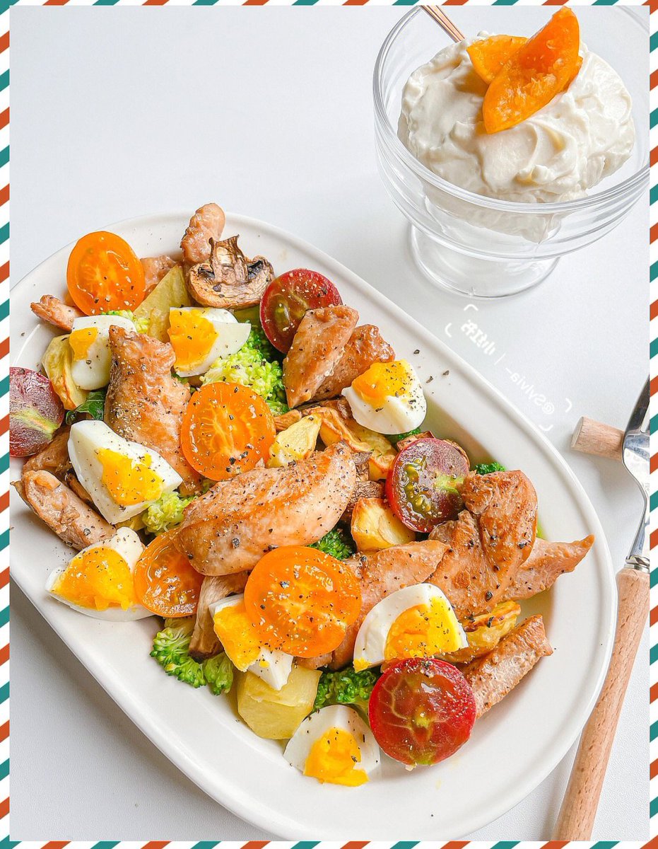 86ba08c08e5041d's tweet photo. #LeanEating Tip: 5-minute grilled chicken salad with fresh arugula, cherry tomatoes and lemon vinaigrette—light, flavorful and keeps you full for hours! https://t.co/XrH3VGaxl1