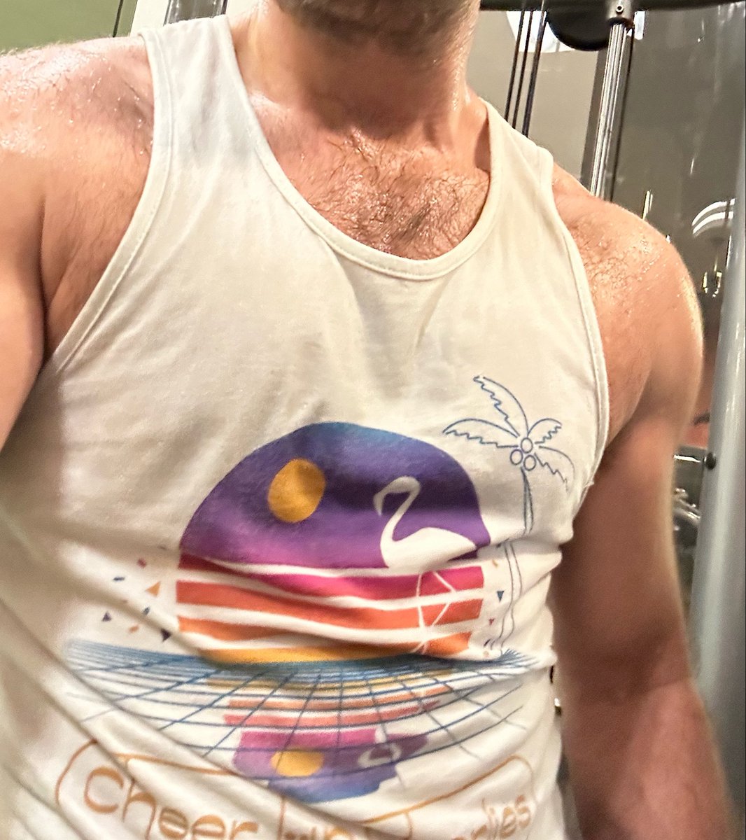 effyfux's tweet photo. Sweaty out here today https://t.co/3VohwUsw1G
