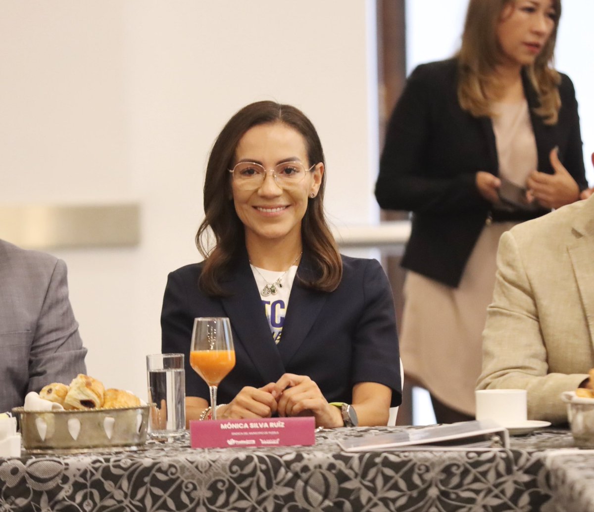 msilvaruiz's tweet photo. ✨ En la Tercera Sesión de la Comisión Permanente refrendamos que el diálogo y la suma de esfuerzos son clave para construir una mejor ciudad.

💚 Seguimos compartiendo ideas y construyendo acuerdos por el bienestar de #Puebla. https://t.co/2I5zgwetMt