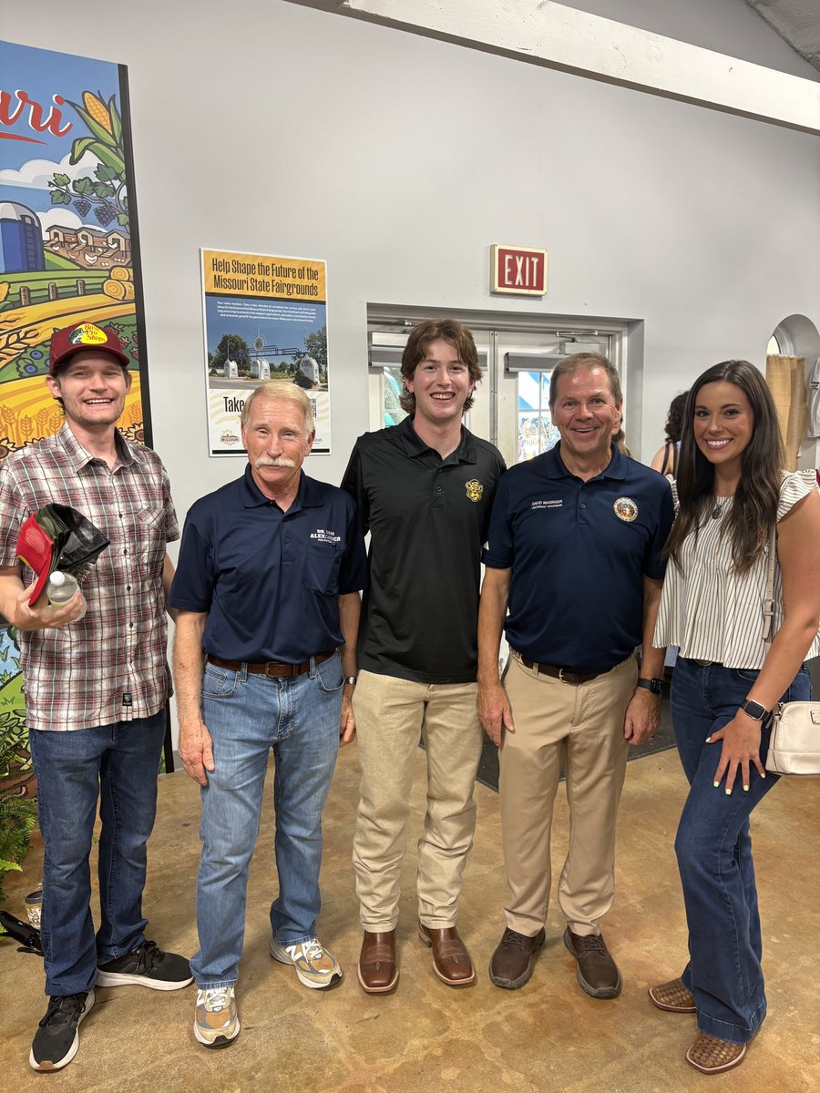 MakenzieSF's tweet photo. Last night I attended the Missouri State Fair with Mizzou’s very own TPUSA Chapter President, @natevasss, and Club America’s STL Field Rep, @NTodisman! 

We connected with so many incredible leaders from across Missouri and got to hear from Senator Eric Schmitt! 

Proud to be from the Show-Me State and proud to be representing @TPUSA! 🌾🇺🇸