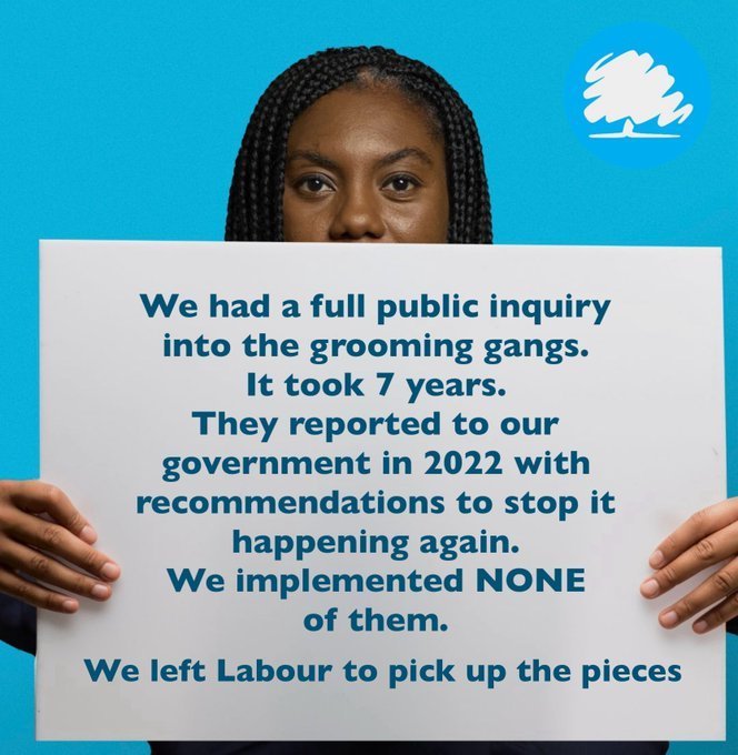 PoliticsWrd's tweet photo. @james_youn39214 @Bella45185362 @Wakethefitup Reform are all Tories. https://t.co/ussURkrOpe