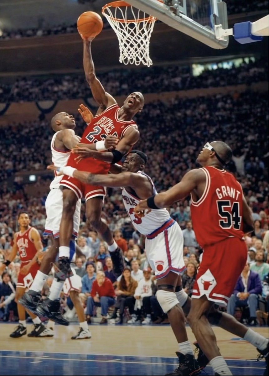 wegonbeight's tweet photo. @Shane00 If u say mj never got hard fouled u actually have never watch a basketball game in your entire life and u should not be talking about basketball https://t.co/rhfVhjDtEG