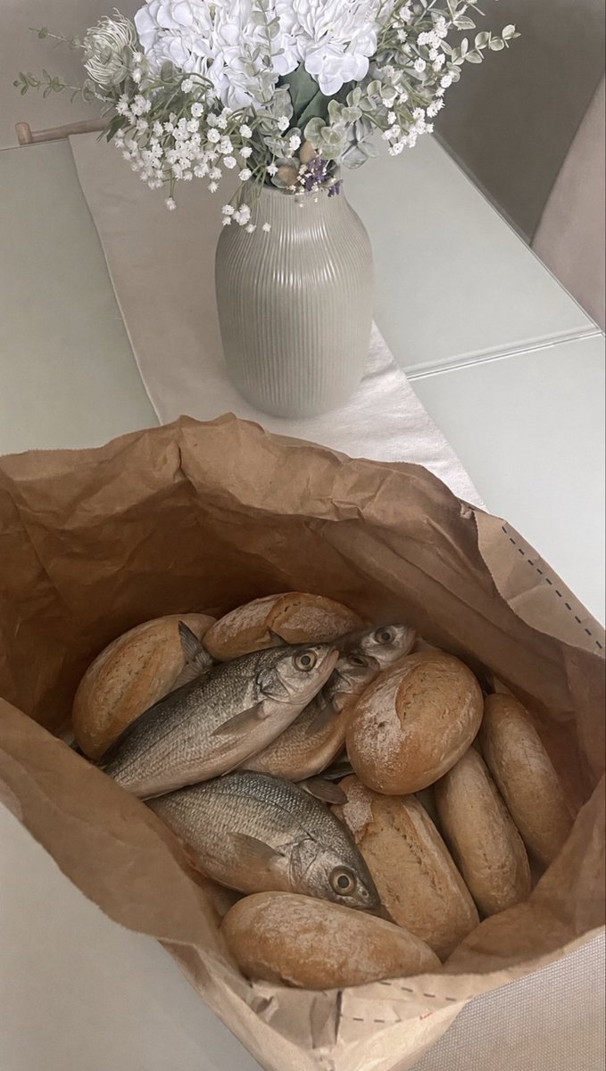 G7SEV's tweet photo. FFS Jesus that’s not what I ordered!! https://t.co/bR6upysd7q