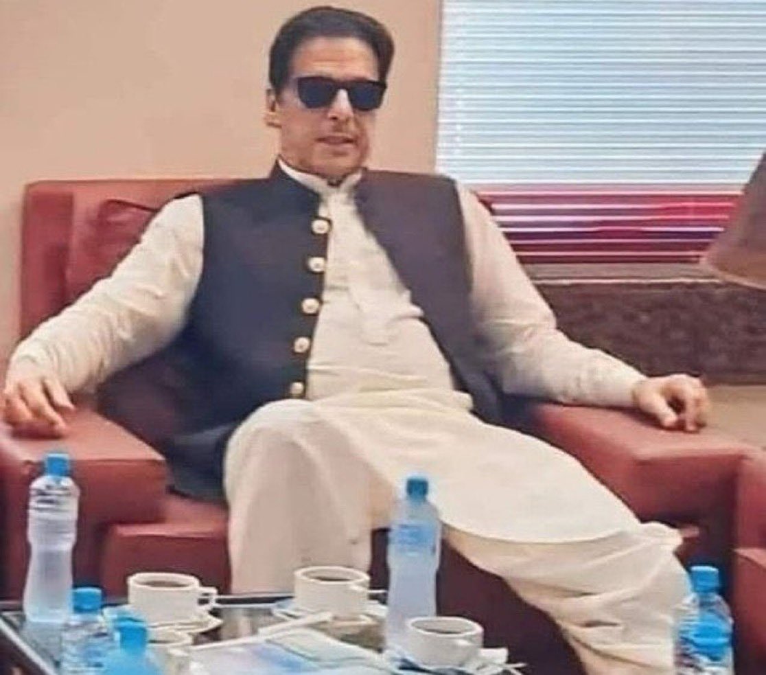 Lalika79's tweet photo. چَڈے تے اینج کھلار کے بیٹھا ایں جیویں سارے سسٹم نُو چود کے بیٹھا ایں https://t.co/FUEZsTYuqo