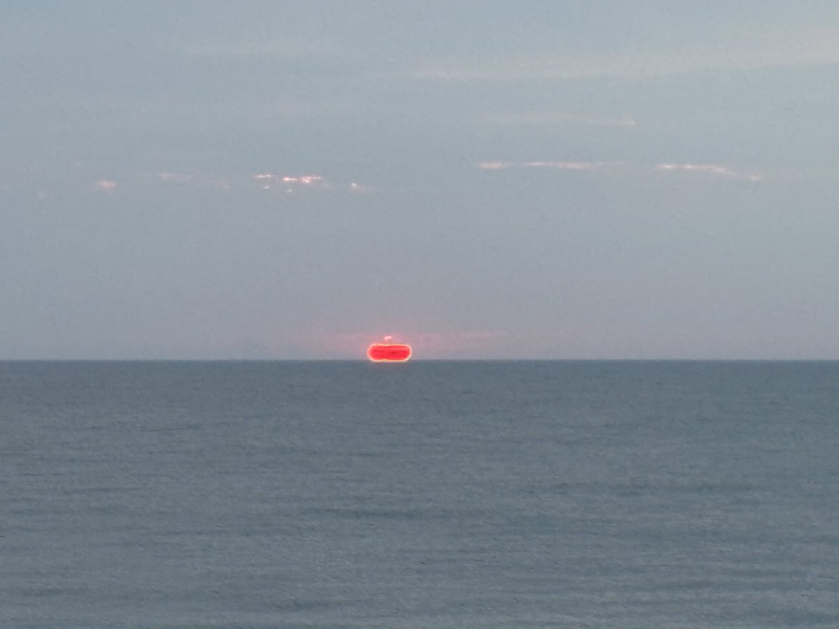 haciduran's tweet photo. Kastamonu Cide’de gün batımı ve balık avı. Bu sene İstavrit bolluğu var Allah bereket versin https://t.co/dJDXT5Ru6Y