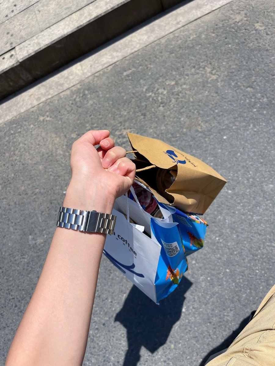 murn33's tweet photo. When your intern accidentally cc’d the whole company on a “can we get more coffee pods” thread… chaos + a free office snack restock = iconic Monday. https://t.co/cGWVPMB45r