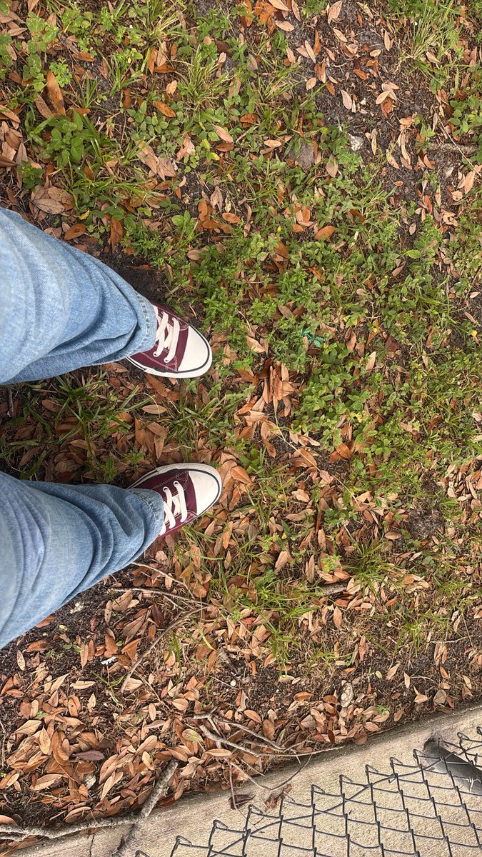 hidinginestrogn's tweet photo. #gay #gayness i love these jeans and these shoes is this giving or is this lame #lmk https://t.co/wxBW23JBp1