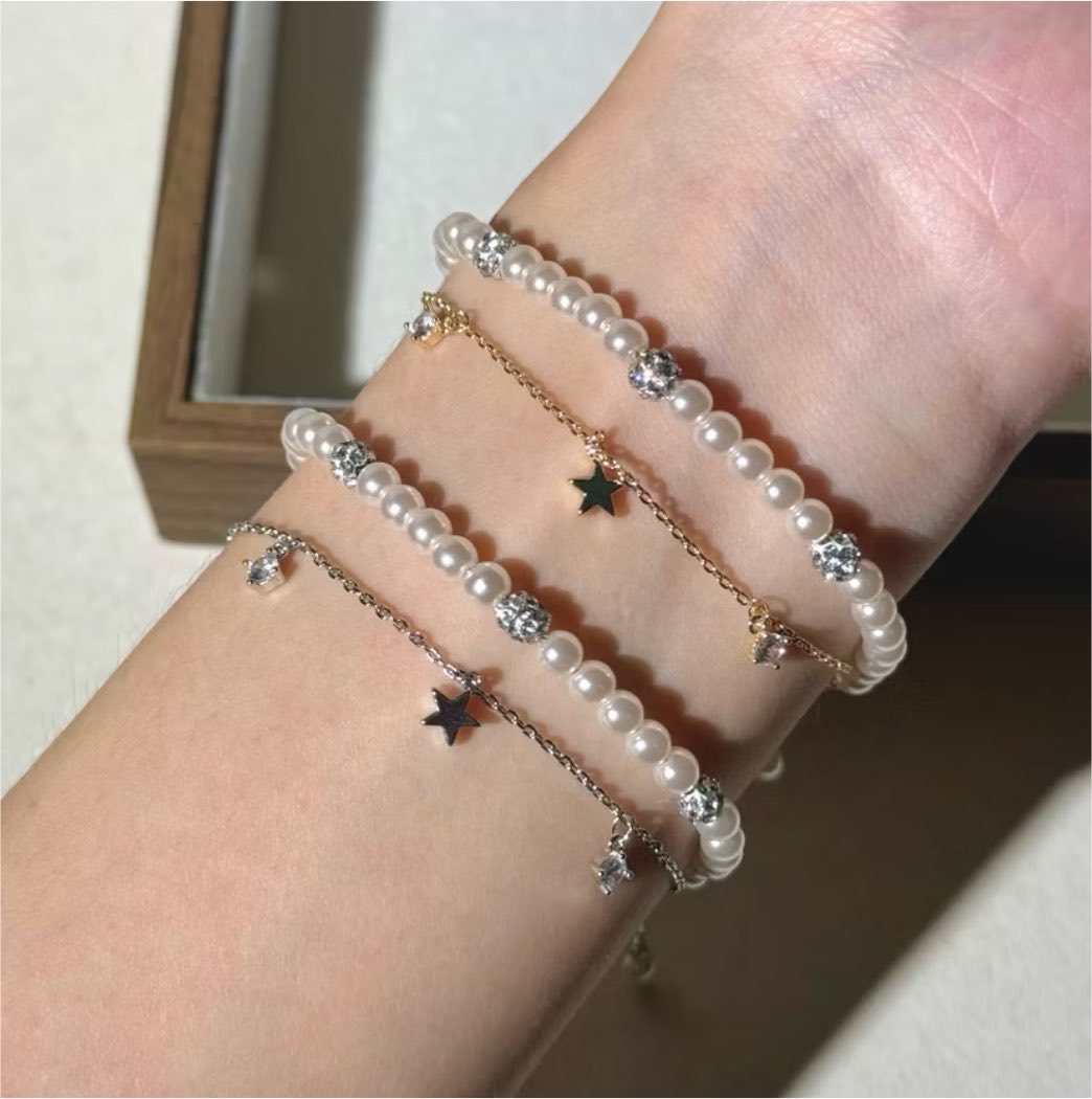 knownyy's tweet photo. ￼Socrush.bkk | DREAMY PEARL double layers bracelet สีเงิน 110฿ มือ1 ยาว16-21cm
#ส่งต่อSocrush https://t.co/EZDPBaVYUb