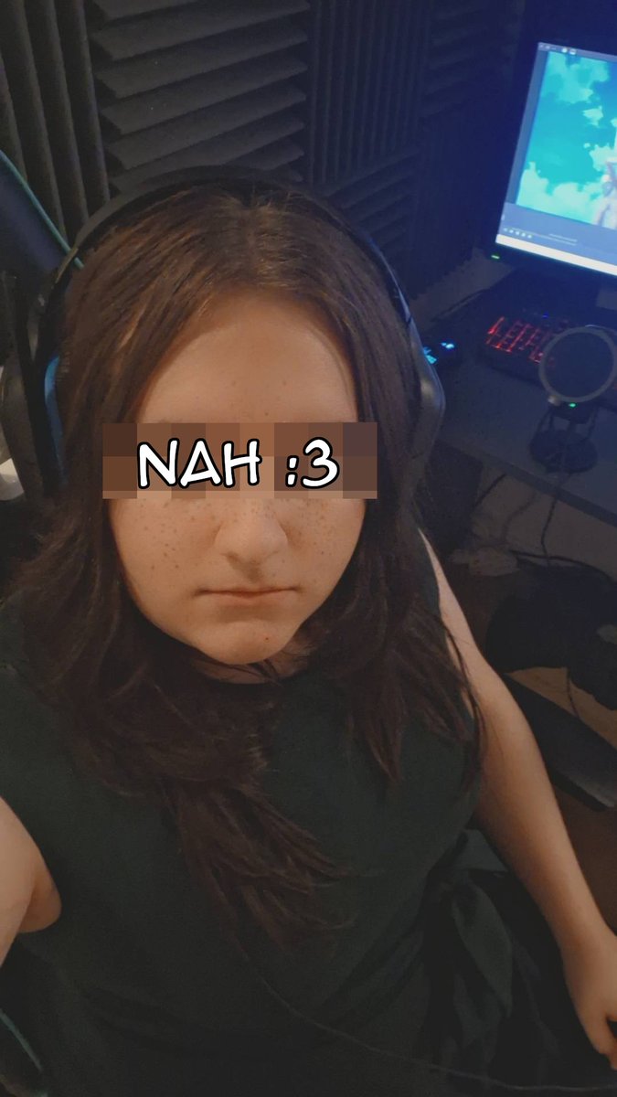 Small_Relia's tweet photo. My bra is so tight

Anyone wanna hold them up so I don't have to wear a bra?

Ignore my big ass forehead <.< https://t.co/bYBVRNSwcd