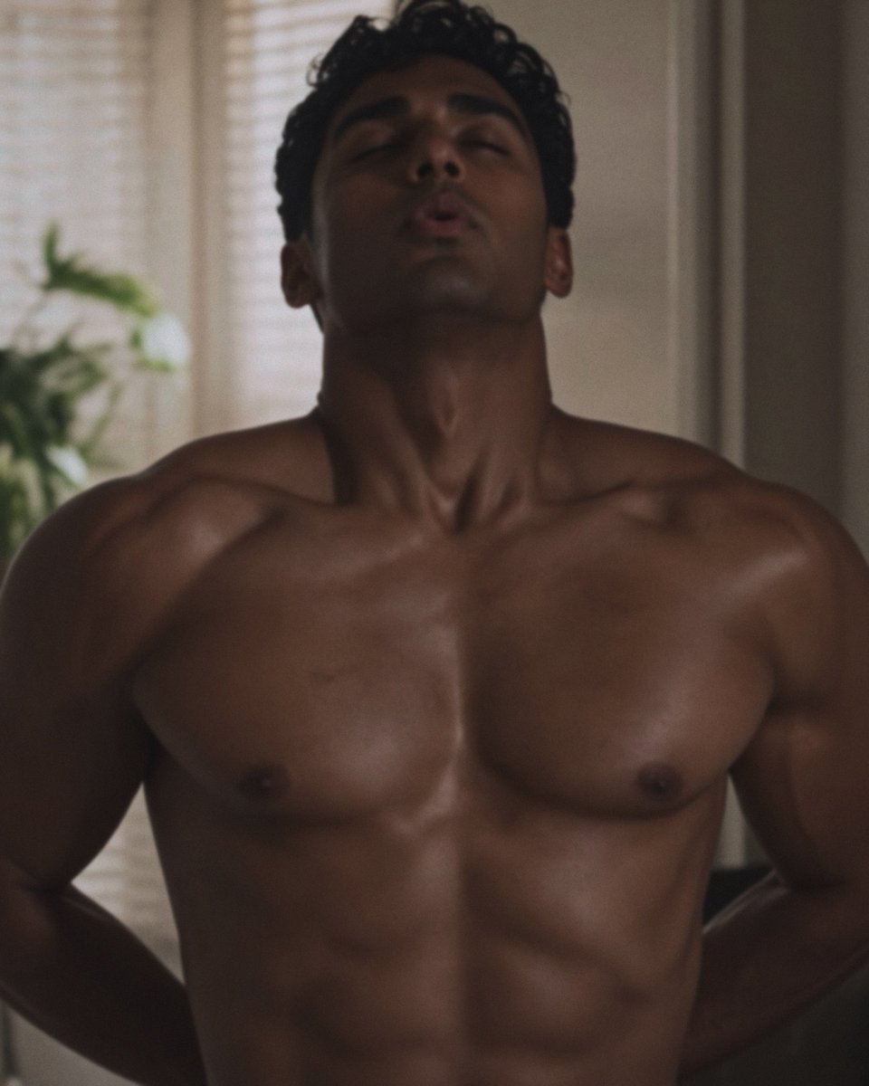 kcrrcn's tweet photo. hottest firefighter i’ve ever seen https://t.co/GGbpBM1oPq