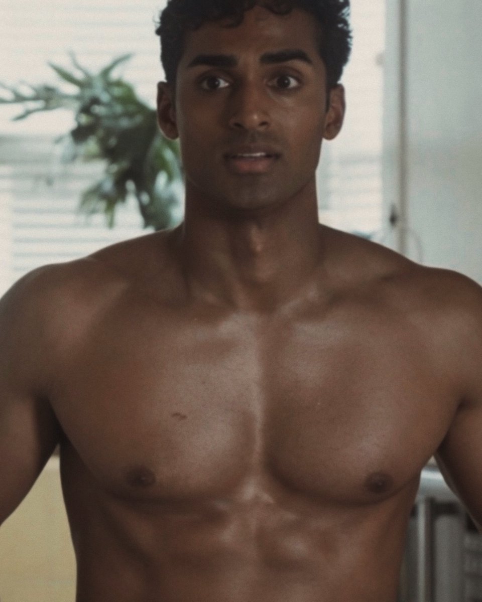 kcrrcn's tweet photo. hottest firefighter i’ve ever seen https://t.co/GGbpBM1oPq