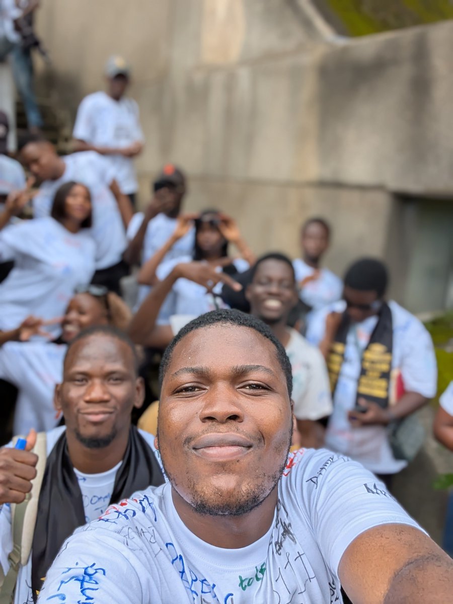 Spicebydee's tweet photo. This is for my Twitter family.

Dee Signed out, Mechanical Engineering. 

Looking forward to convocation day,We ask Almighty ALLAH to make it easy,Ameen.

Thank you for being part of the journey 💚. https://t.co/xyf7ZIMkMw