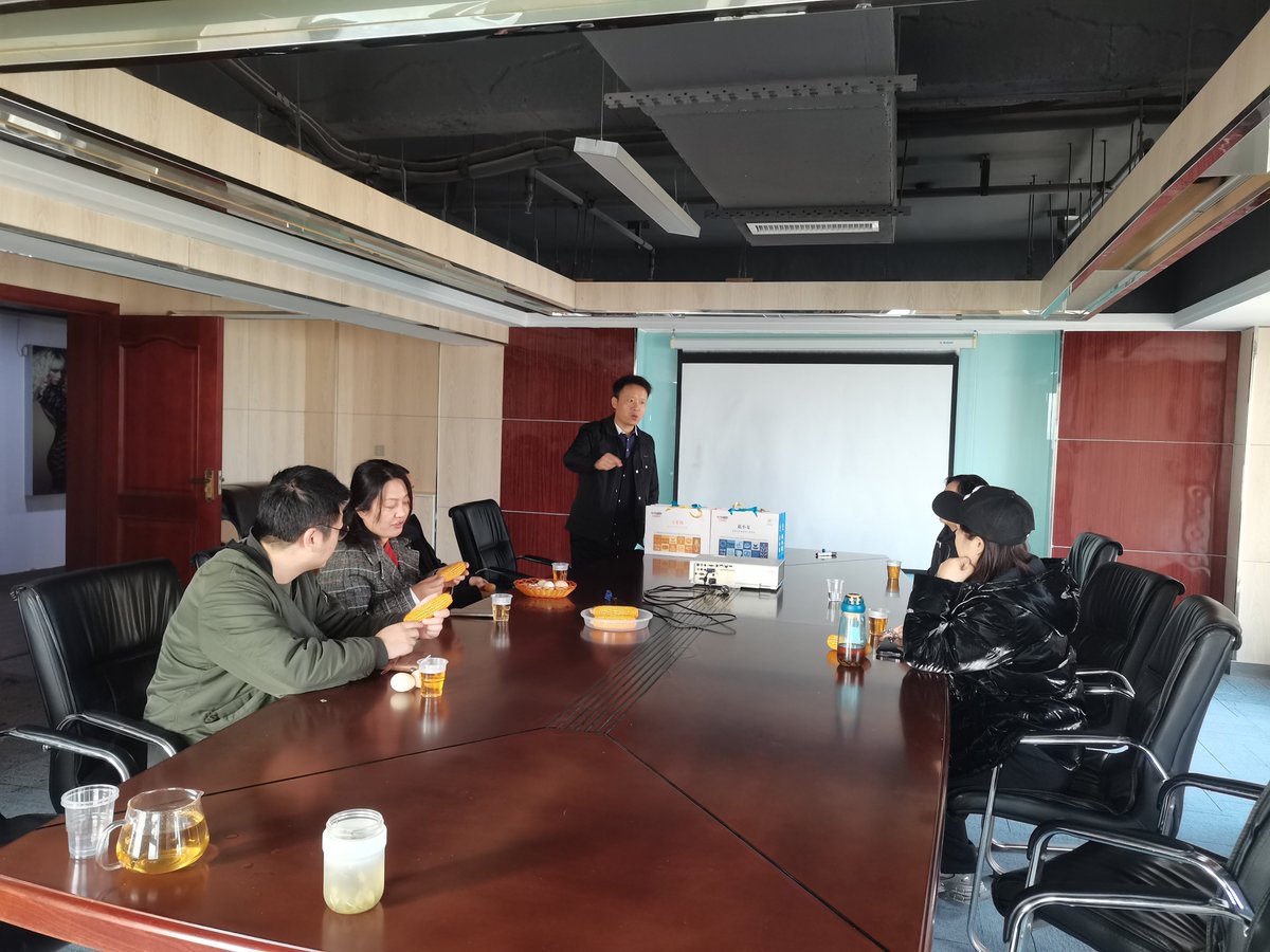 crystal_jus's tweet photo. Great cross-team collaboration on today’s project milestone! Every idea and effort counts—looking forward to crushing the next goal together! https://t.co/GXwE544T8z