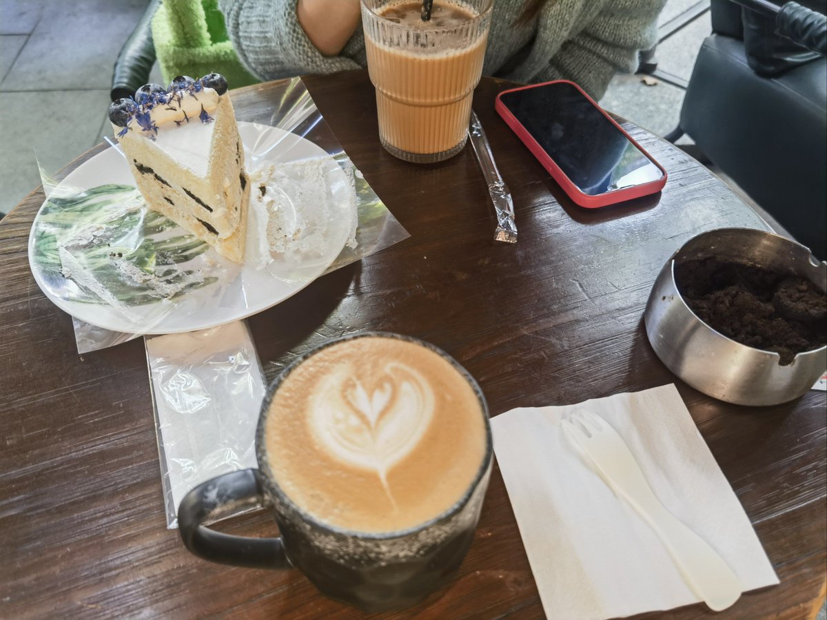 sarachin10's tweet photo. @Luna just laughed at my terrible meme—today’s already a win! Can’t wait to catch up over coffee tomorrow. https://t.co/BppE1h6c93