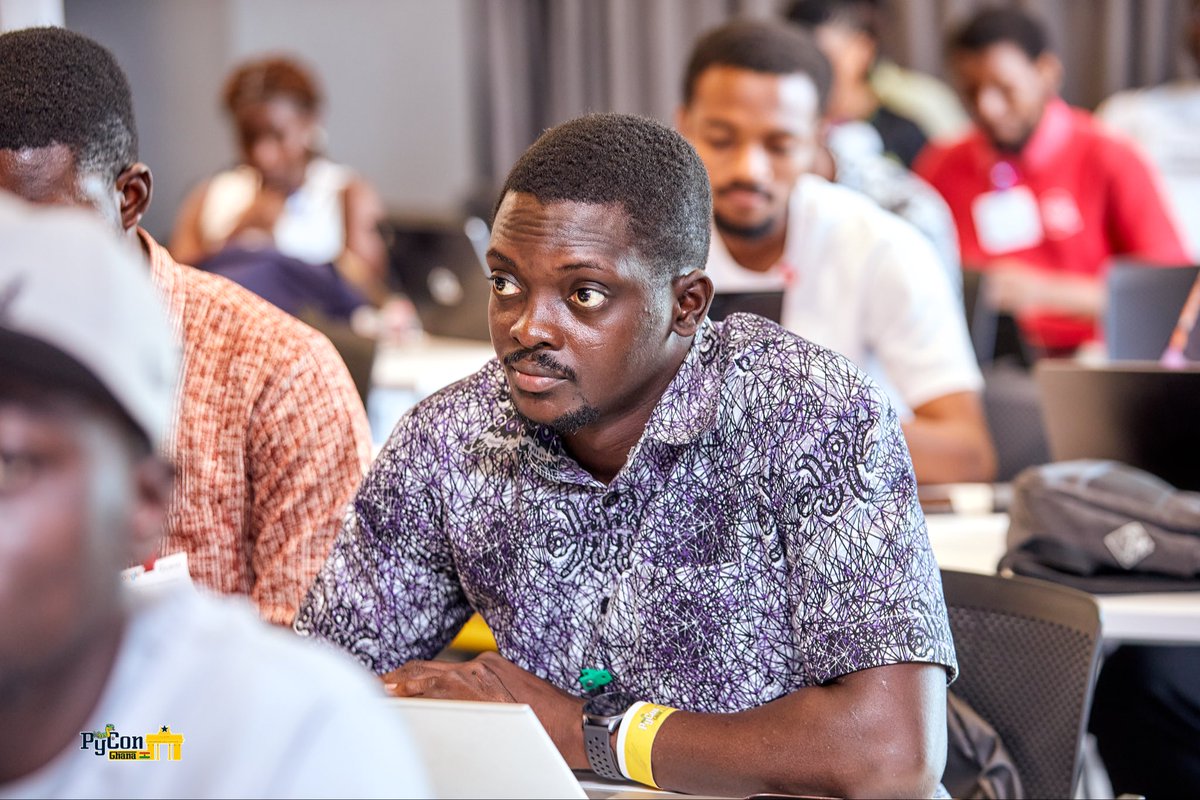 PyconGhana's tweet photo. We went beyond basic chatbots and explored how to turn messy documents into structured data, Knowledge Graphs, and smarter AI pipelines using Python, LangChain, Neo4j & GitHub. π§ βοΈ
Raw documents β graph intelligence. π₯
#PyConGhana2026 #PythonGhana #AI https://t.co/hUNG0yY7Fu
