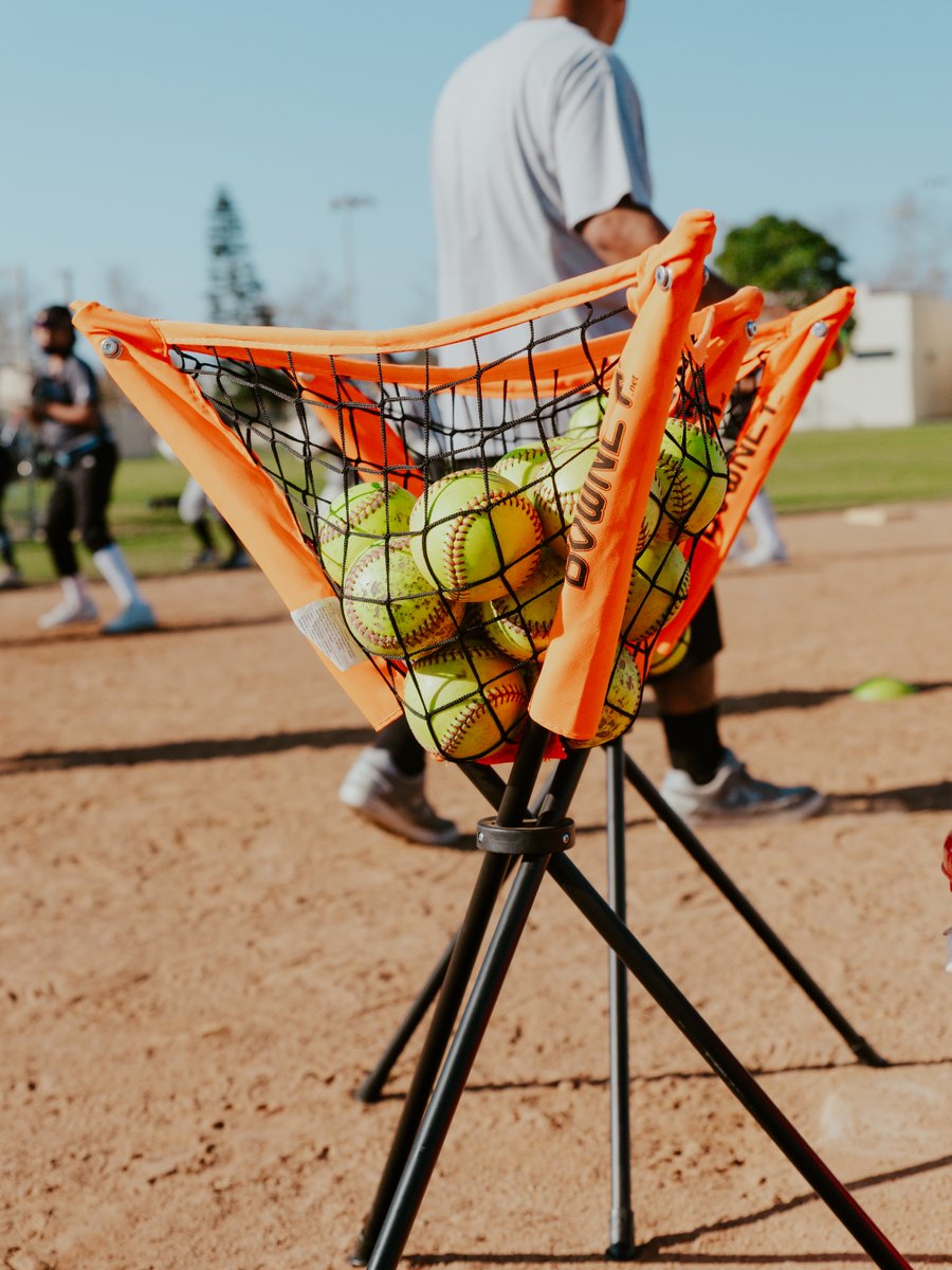 bownet's tweet photo. For the love of the game 💪 🏆
More reps = Better player. It's that simple. 🥎 The difference between good and great? Thousands of reps. Bownet equipment lets you get those reps anytime, anywhere. Solo. With teammates. Day in. Day out. #RepsAreEverything #TrainLikeAPro https://t.co/SrdP16Yg9x