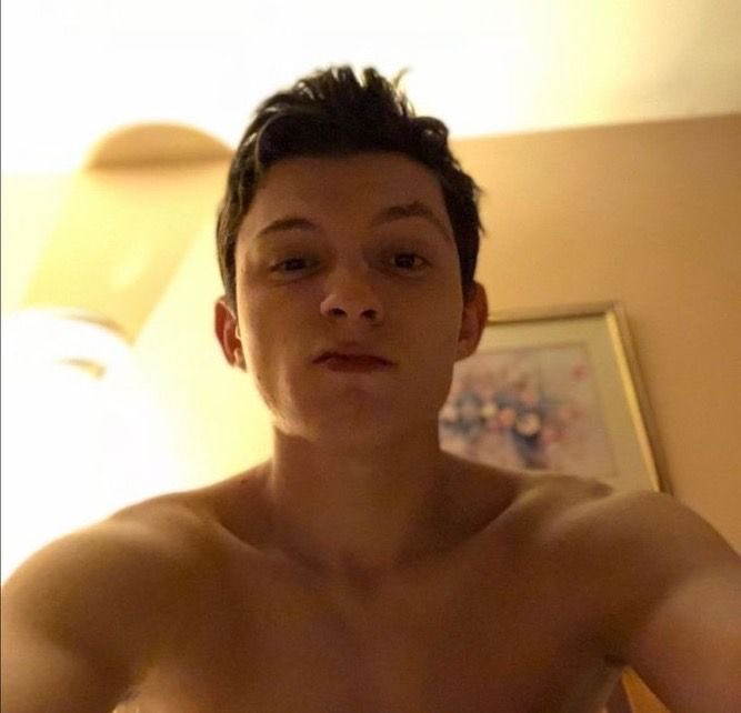 bunnyxhopp's tweet photo. i have a crush on his abs https://t.co/tnyJW5X1Cs