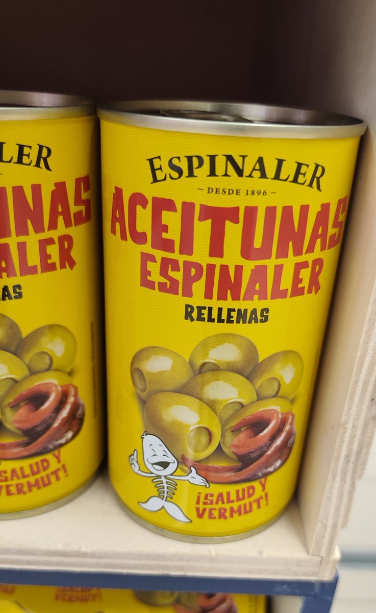 FeelLlibertat's tweet photo. Anava a comprar-les fins que he vist l'idioma en el que està escrita l'etiqueta.
Que us comprin els espanyols @VermutEspinaler https://t.co/biGywGTjRZ