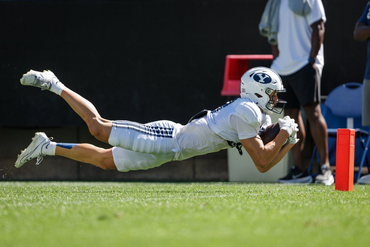 CougSportsMedia's tweet photo. . @day_braiden of Odion Menswear joins us next, to get into:

🏈: Reaction to 'offense winning the scrimmage'

🏈: Fall Camp Week 3

📻: https://t.co/fsIrDxeAHu
📷: @BYUfootball @BYUphoto https://t.co/HI4f0zAYpU