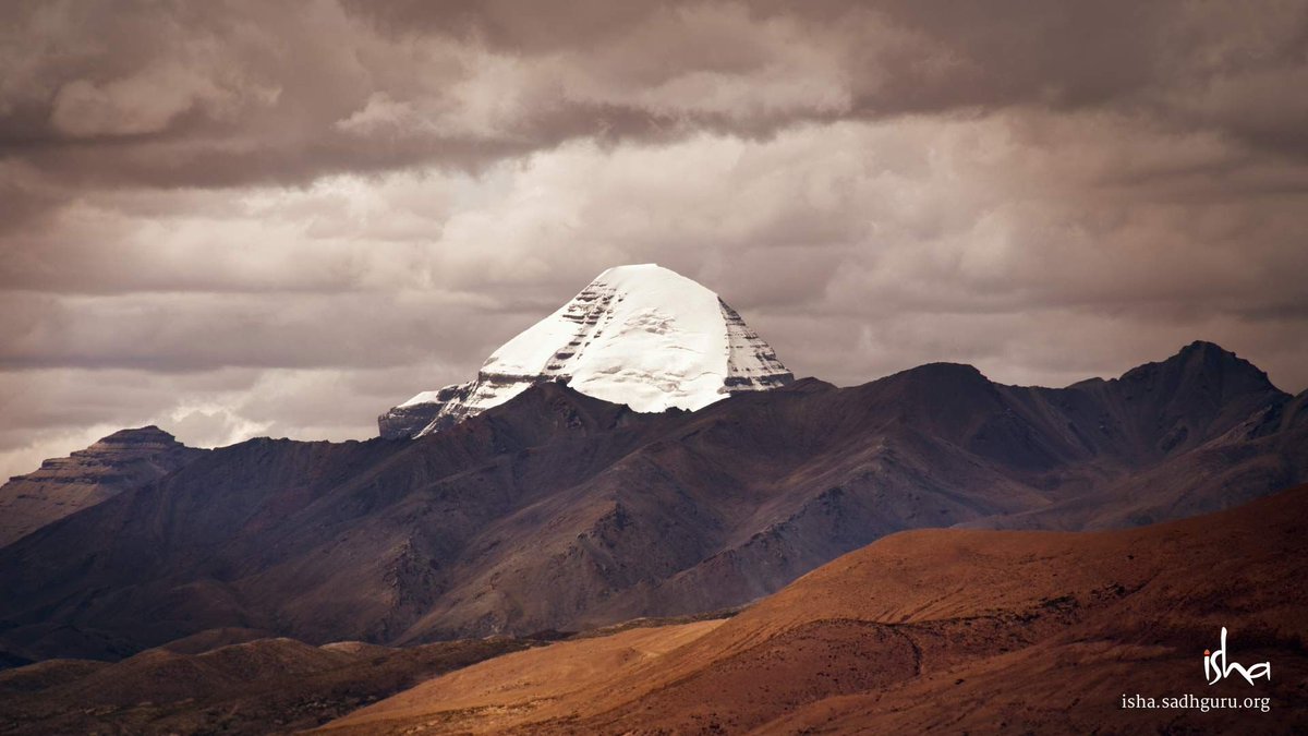 piyacc8's tweet photo. Kailash 🙏 https://t.co/osy5kHnYbG