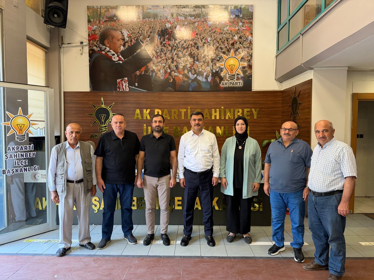 AKSahinbey27's tweet photo. 📍 19. Bölge Mahalle Başkanları İstişare Toplantısı

İlçe Başkanımız Av. Mehmet Tiryaki ve Teşkilat Başkanımız İsa Tabur’un katılımlarıyla, 19. Bölge Toplantımızı mahalle başkanlarımızla istişare toplantımızı gerçekleştirdik.

Toplantımızda mahallelerimizde yürütülen teşkilat çalışmalarını değerlendirirken Vatandaşlarımızın talep ve önerilerini merkeze alan hizmet anlayışımız doğrultusunda, saha çalışmalarımızı daha etkin ve verimli hale getirecek konular üzerine istişarelerde bulunduk.

@abuyukgumus 
@abdulhamitgul
@hakanaksu058
@iekarayel 
@fmfedaioglu
@FatmaSahin 
@mtahmazoglu 
@avmehmettiryaki 
@AKPartiG_Antep