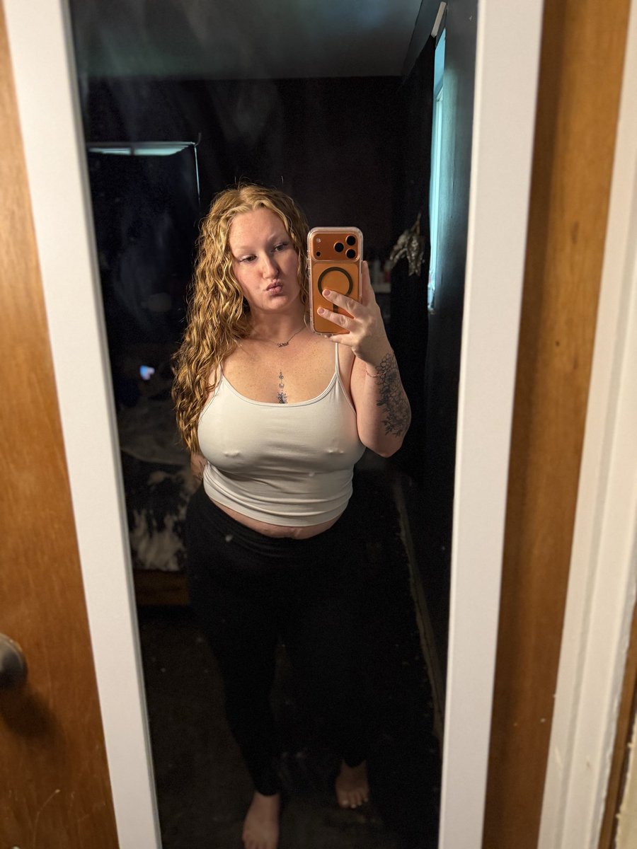 MakylaRayne's tweet photo. promotions running now 🥵💦 @OnlyFans 

https://t.co/WhI2V0e90L https://t.co/uFr6AeHWJP