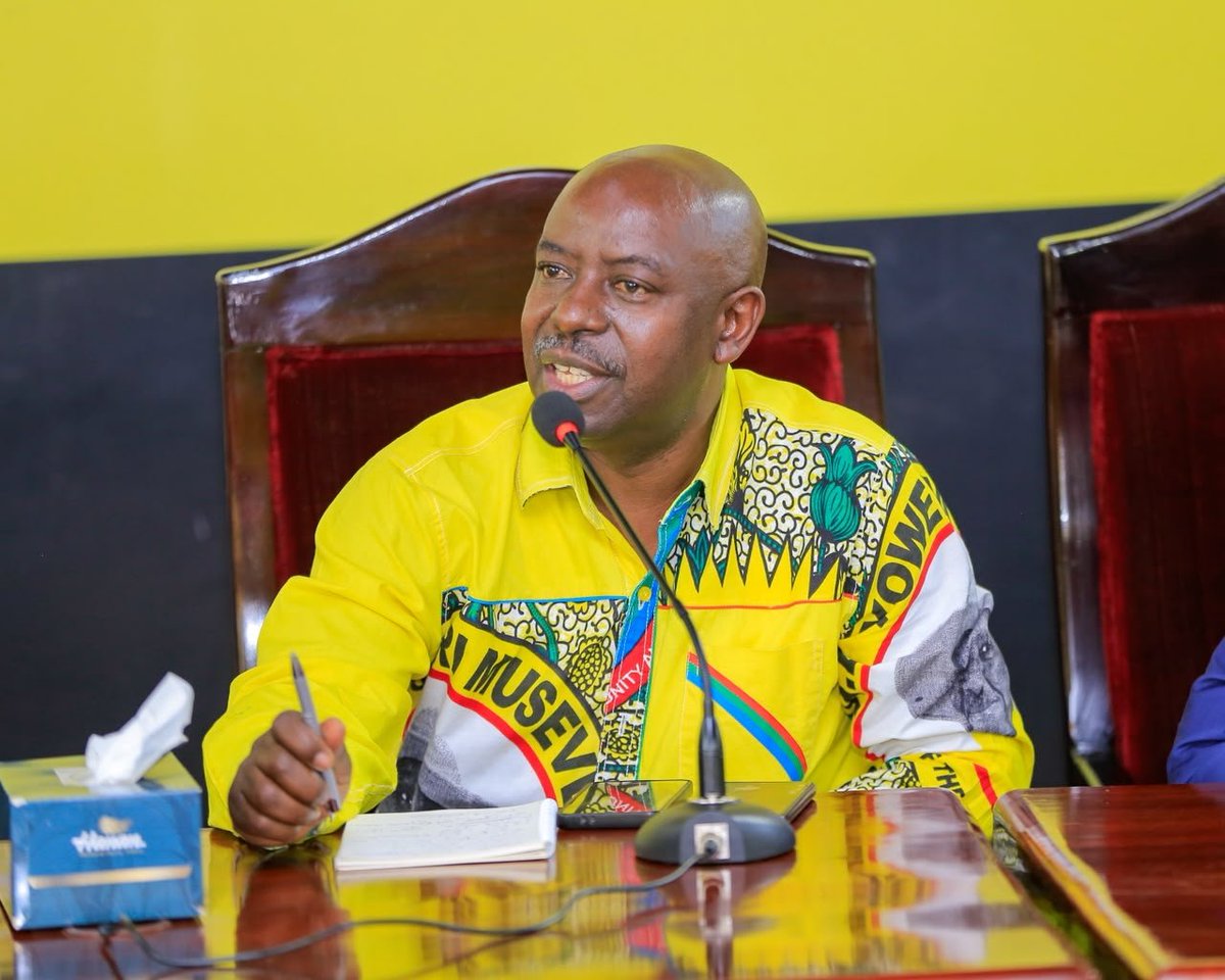 KartzSubbie's tweet photo. @KagutaMuseveni @NRMOnline @TodwongR @emmanuel_dombo @Odongakarasavio @manvawulence1 The NRM Secretary General, Rt. Hon. Richard Todwong made the remarks while welcoming Chinese Ambassador to Uganda His Excellency Wu Guangrong to the NRM Secretariat, describing the relationship between the two parties as one rooted in a long history of solidarity and cooperation. https://t.co/1VbK09sYsE