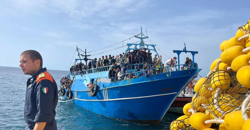 artedipulire's tweet photo. Germania
Austria 
Svizzera 
Finlandia 
Svezia
Rimandano i migranti in Italia
Grazie Meloni, hai ottenuto un buon risultato.
Adesso, però li prendi a casa tua e mandali a casa di Sallusti, Capezzone, Sinaldi e agli altri tuoi lacché https://t.co/1j4V3Ik5KG