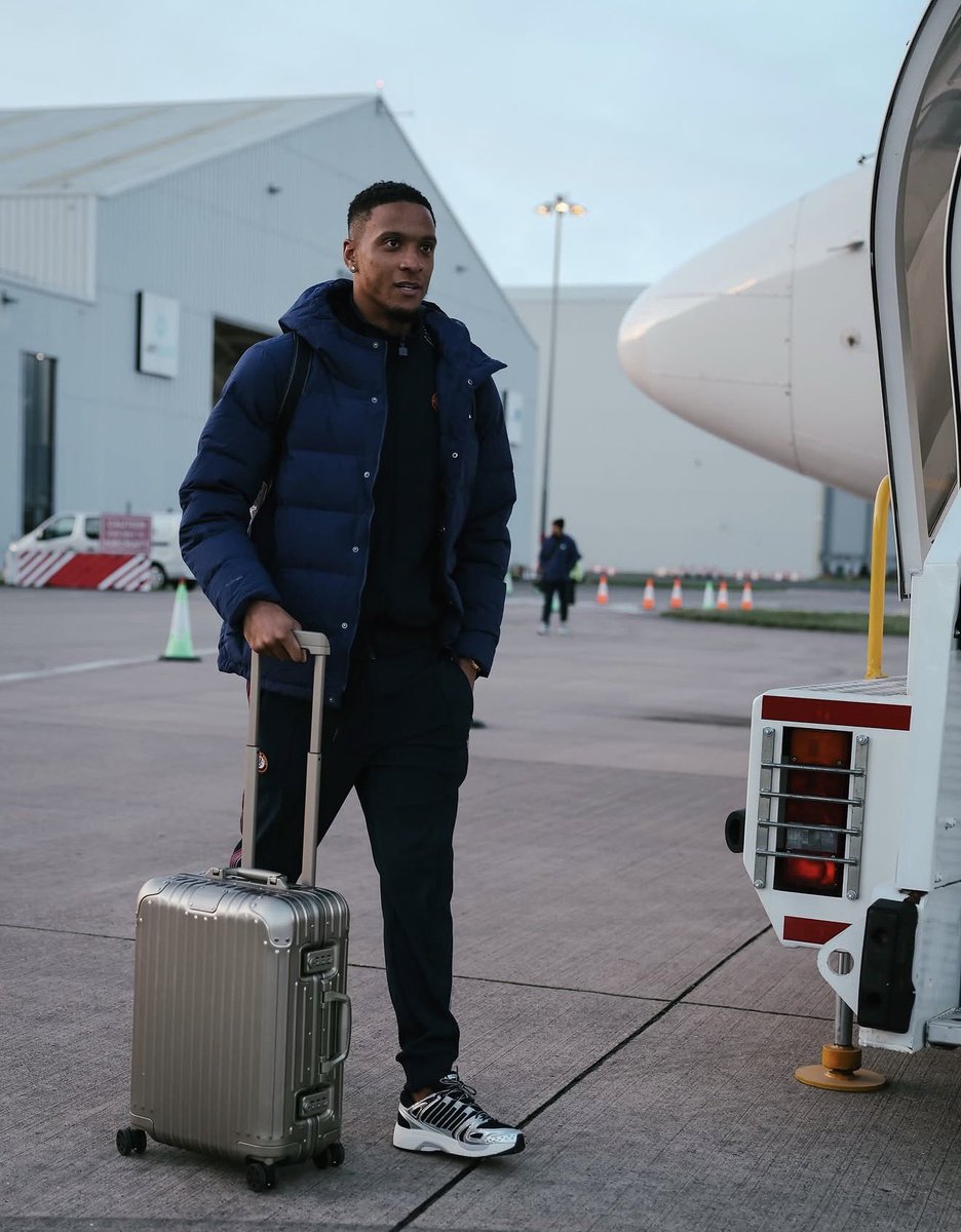 Arajo6c's tweet photo. 🛬⚪️🔴 https://t.co/eTsDp430eZ