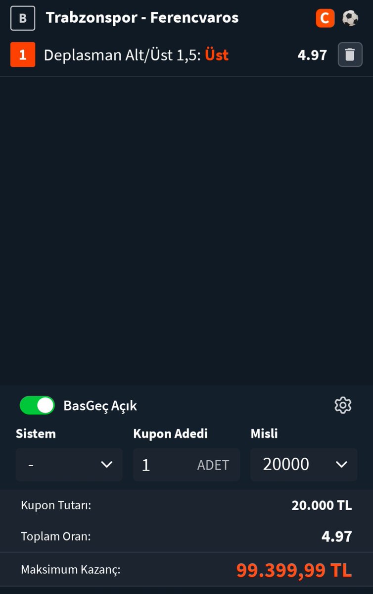 YusfCan29381's tweet photo. Trabzonspor baskı kurarken Ferencvaros kontradan gol bulur diye düşünüyorum UEFA https://t.co/6up6QPicM2
